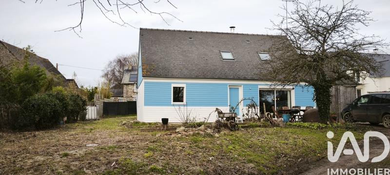 Maison - 98 m² - 5 pièces