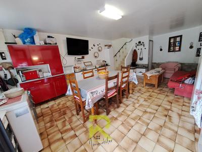 Maison de village - 64 m² - 3 pièces