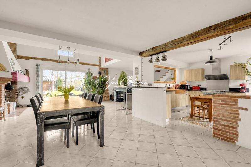 Maison - 158 m² - 5 pièces