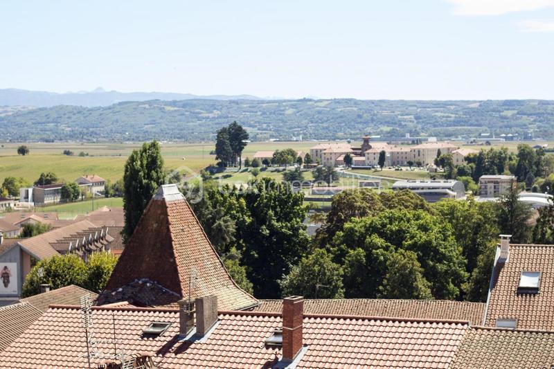 Appartement - 88 m² - 5 pièces