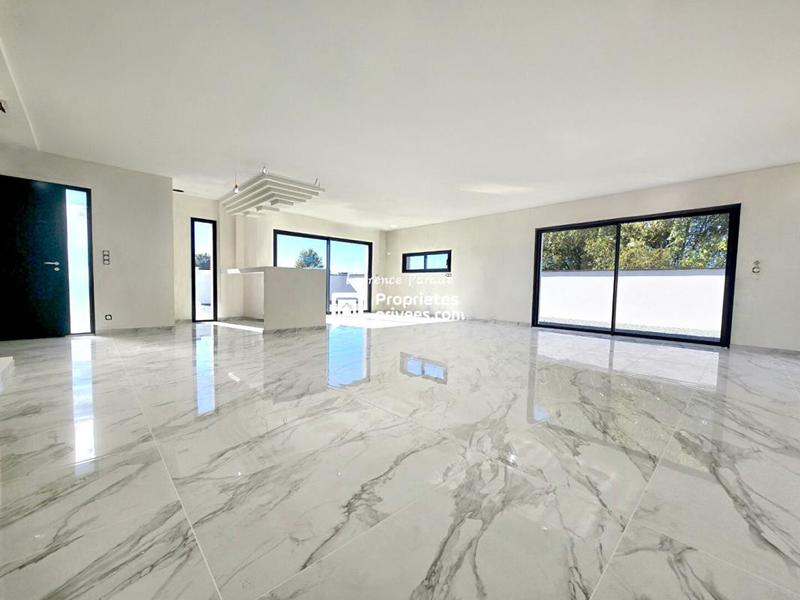 Maison - 145 m² - 5 pièces