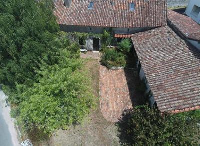 Maison - 177 m² - 6 pièces