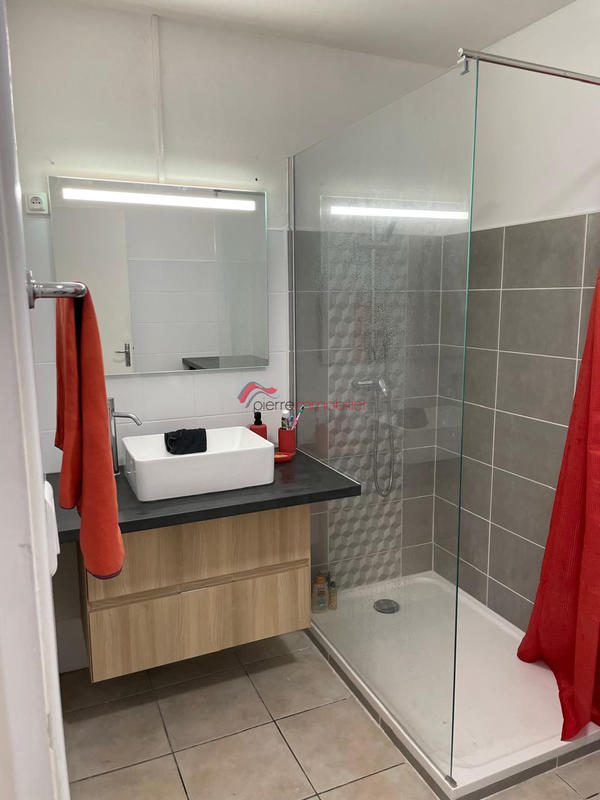 Maison - 79 m² - 3 pièces