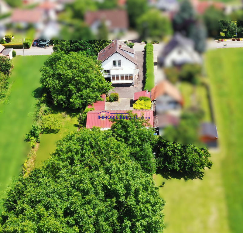 Maison - 186 m² - 5 pièces