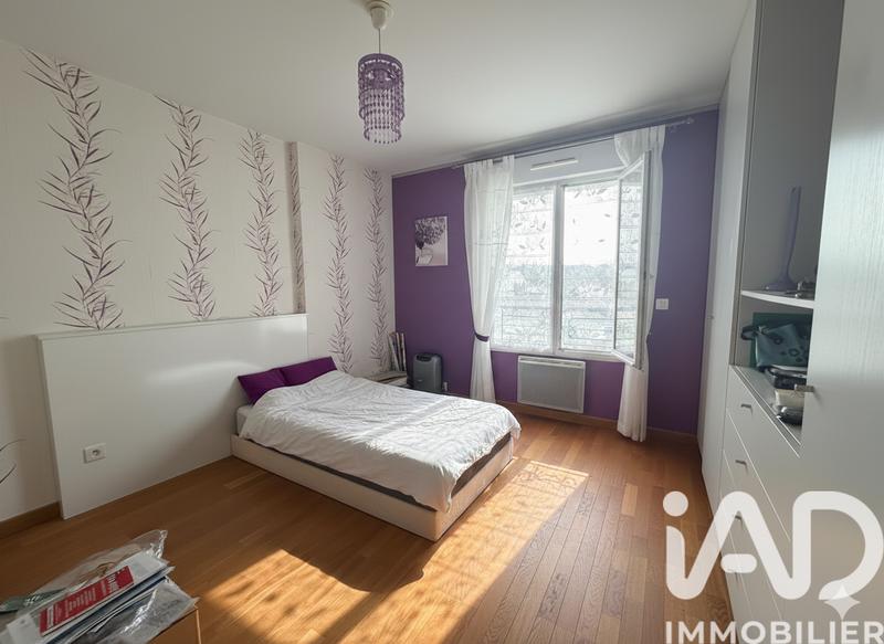 Appartement - 81 m² - 3 pièces