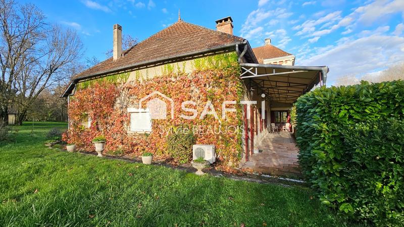 Maison de maîtres - 415 m² - 15 pièces