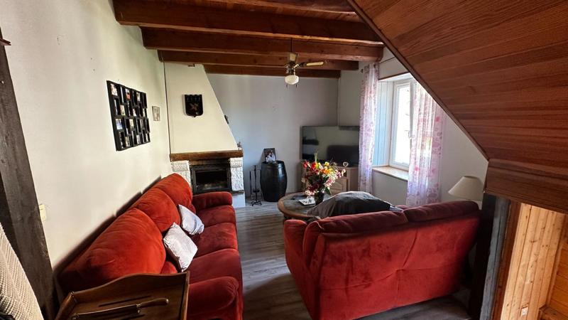 Maison - 81 m² - 5 pièces