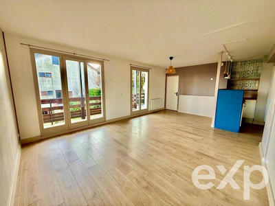 Appartement - 120 m² - 5 pièces