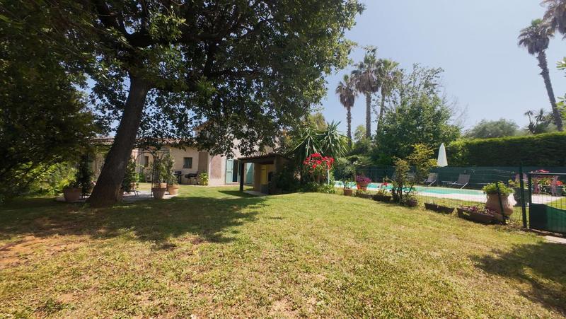 Maison - 152 m² - 7 pièces