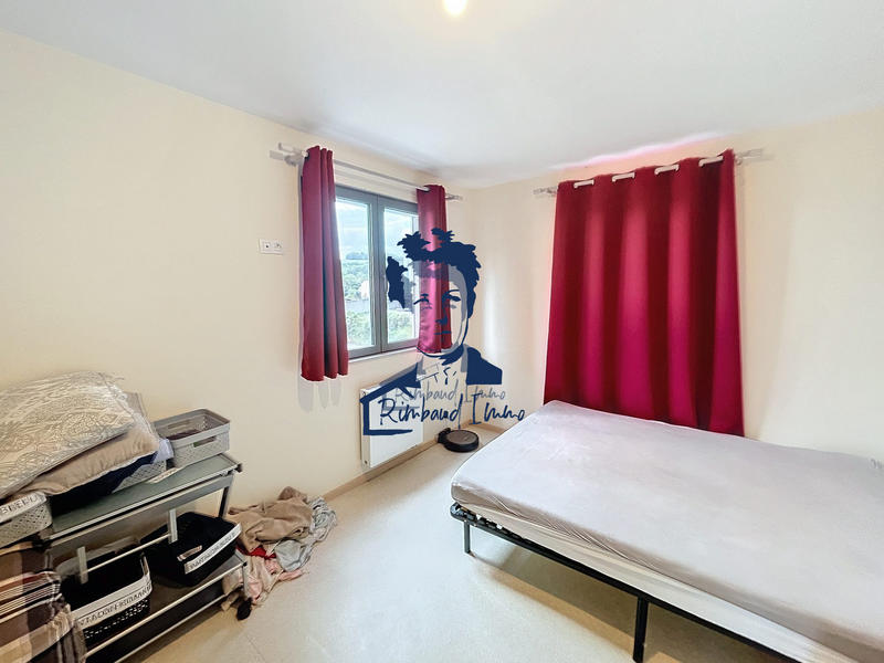 Local d'activités - 325 m²