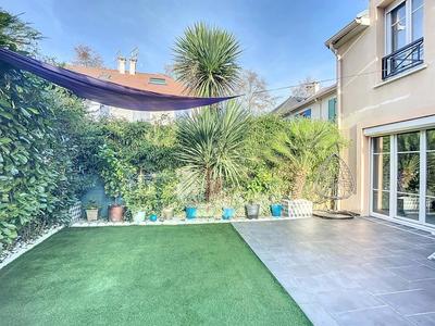 Maison - 82 m² - 4 pièces