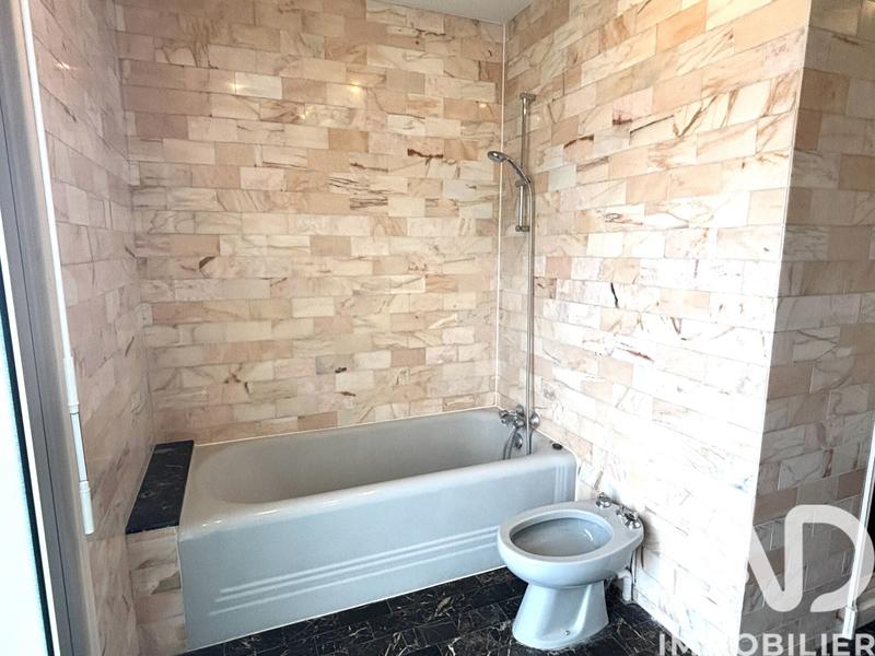 Appartement - 120 m² - 3 pièces