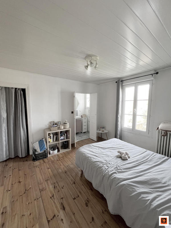 Villa - 189 m² - 7 pièces