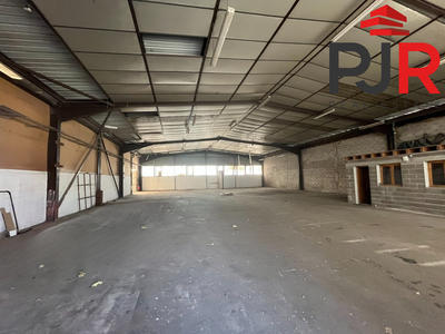 Local d'activités - 2 150 m²