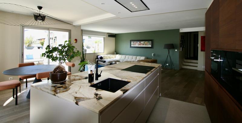 Appartement - 100 m² - 3 pièces