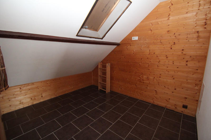 Maison - 94 m² - 4 pièces