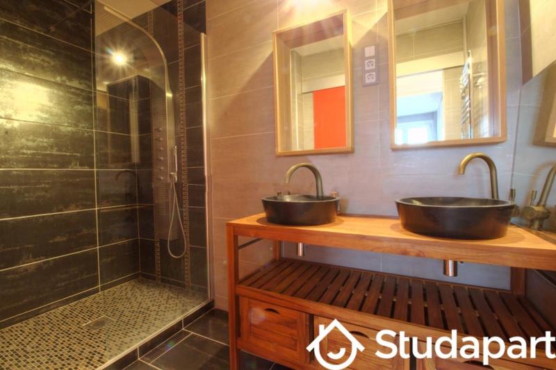 Chambre - 15 m² - 1 pièce