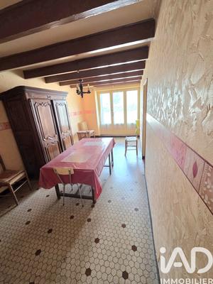 Maison - 152 m² - 8 pièces