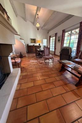 Villa - 150 m² - 6 pièces