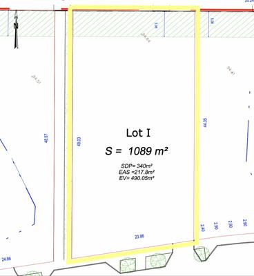 Terrain constructible - 1 016 m²