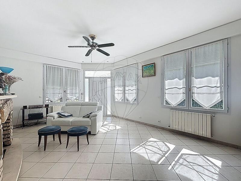 Maison - 174 m² - 6 pièces