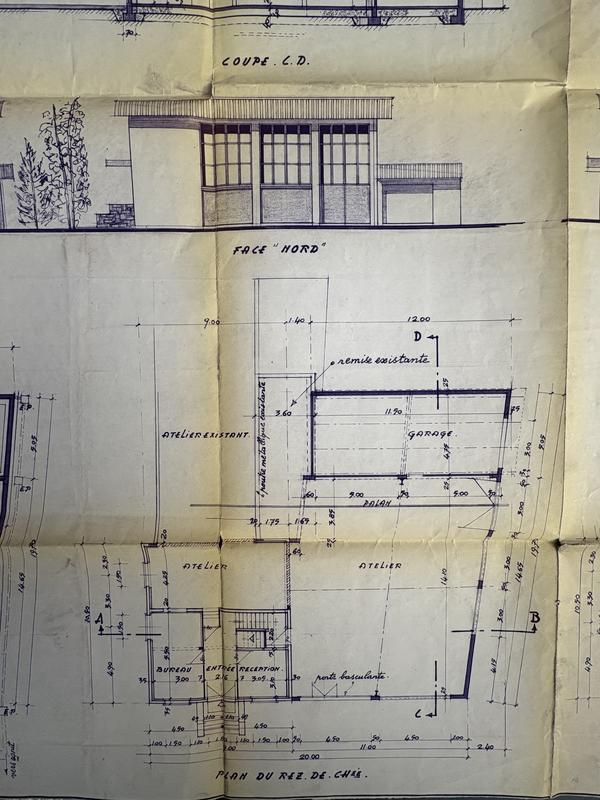 Immeuble mixte - 408 m² - 6 pièces