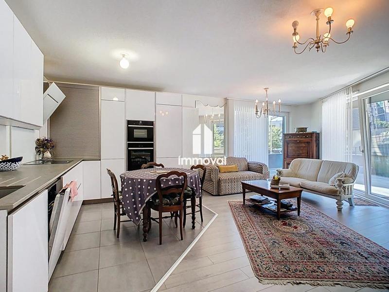 Appartement - 77 m² - 4 pièces