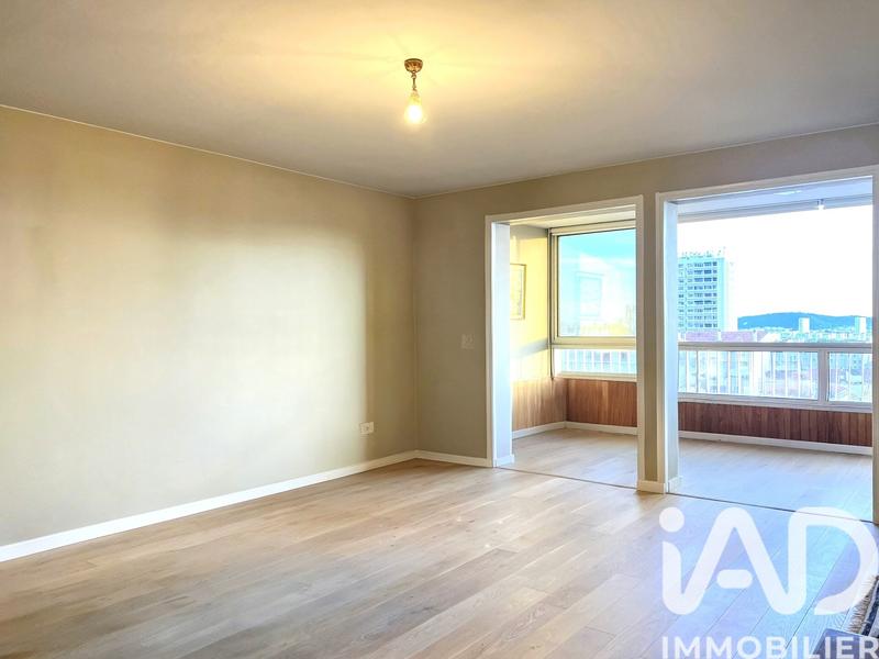 Appartement - 127 m² - 6 pièces