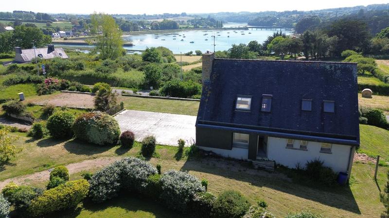 Maison - 121 m² - 5 pièces