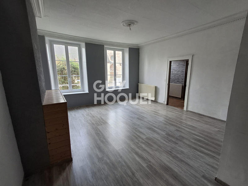 Maison - 151 m² - 7 pièces