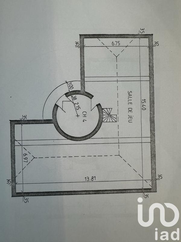 Maison - 200 m² - 6 pièces