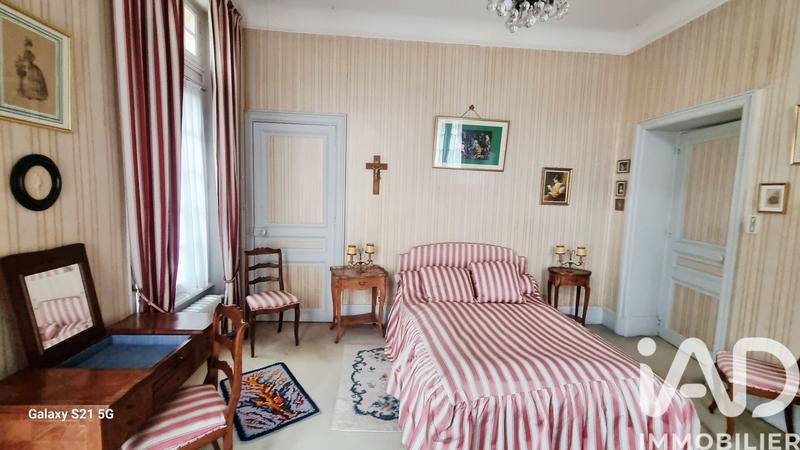 Maison de maîtres - 235 m² - 9 pièces