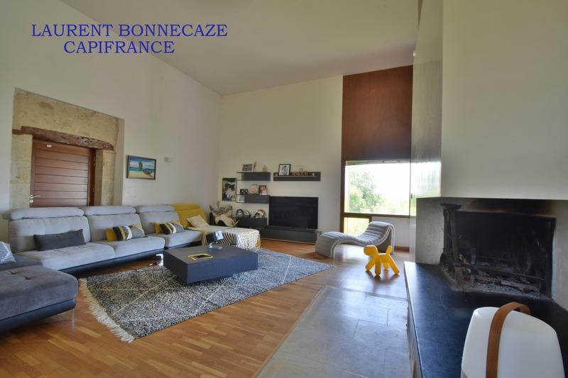 Maison - 257 m² - 7 pièces