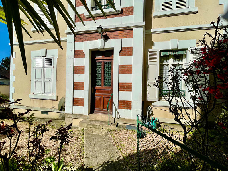 Maison - 105 m² - 5 pièces