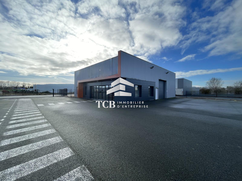 Local d'activités - 476 m²