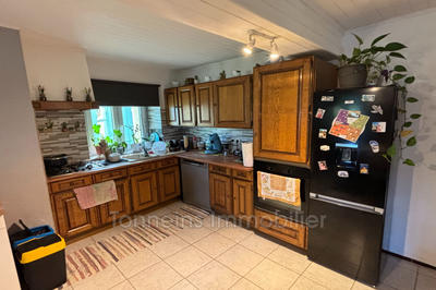 Maison - 210 m² - 7 pièces