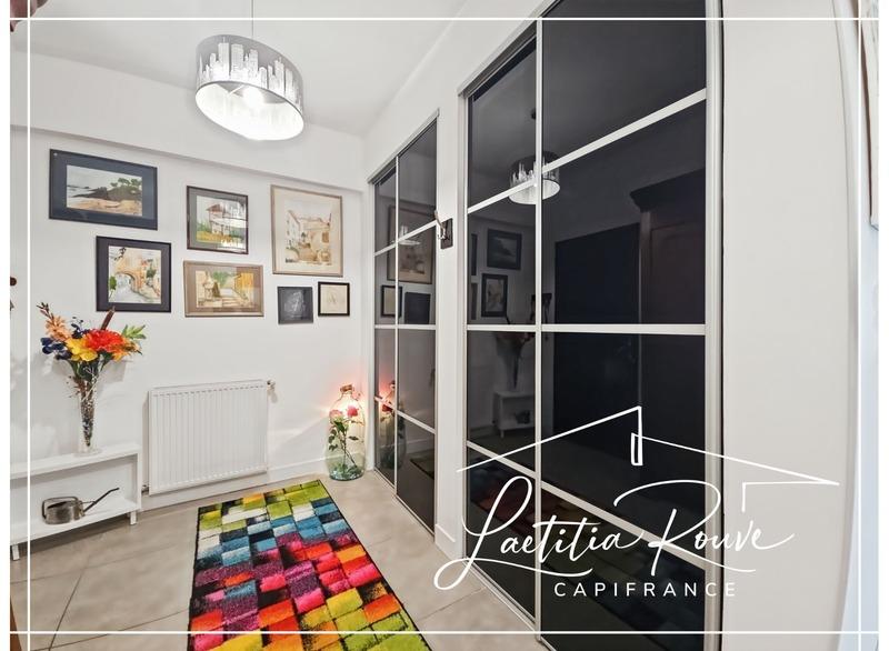 Appartement - 254 m² - 6 pièces