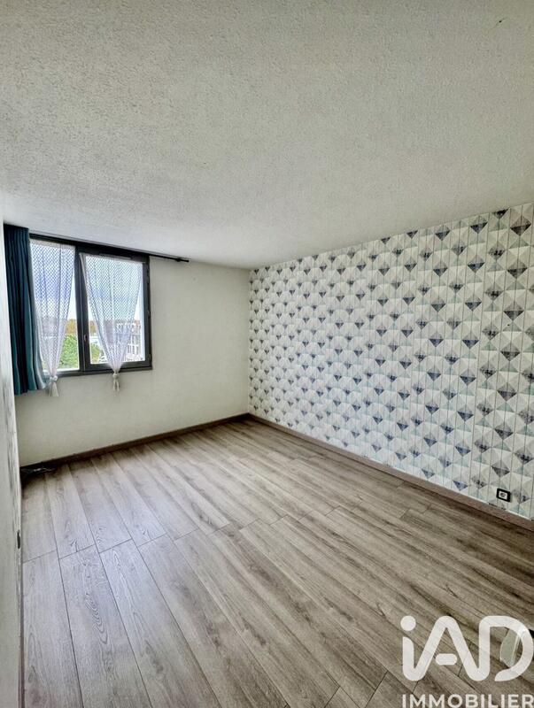 Appartement - 101 m² - 5 pièces