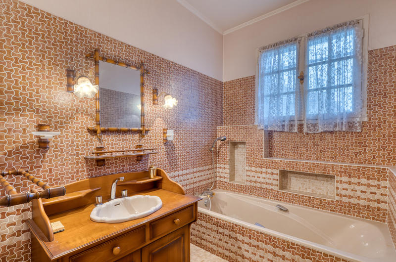 Maison - 180 m² - 5 pièces