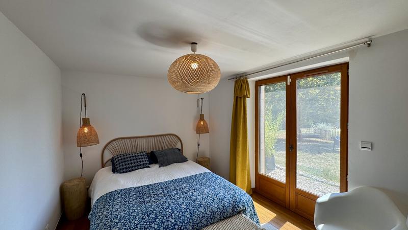 Corps de ferme - 250 m² - 11 pièces