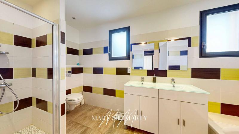 Villa - 160 m² - 6 pièces