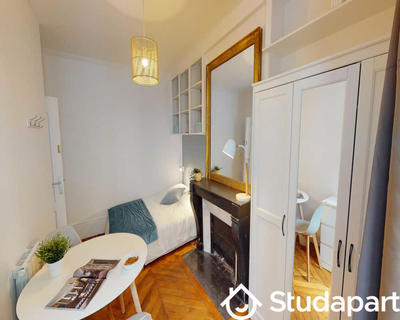 Chambre - 80 m² - 1 pièce