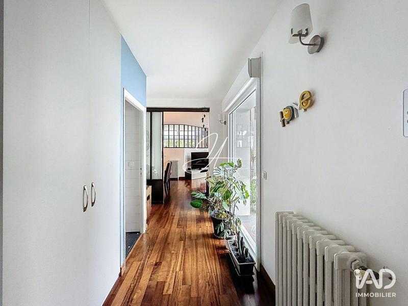 Maison - 193 m² - 9 pièces