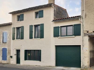 Maison - 190 m² - 7 pièces