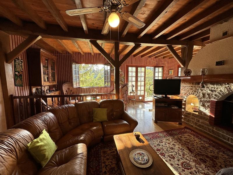 Villa - 238 m² - 5 pièces