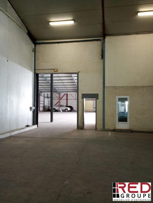 Entrepôt - 1 515 m²