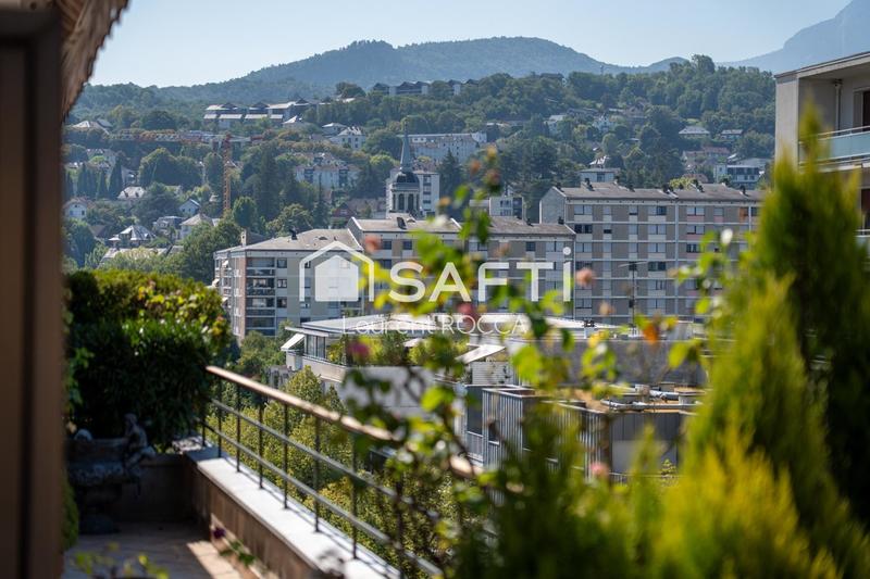 Appartement - 140 m² - 4 pièces