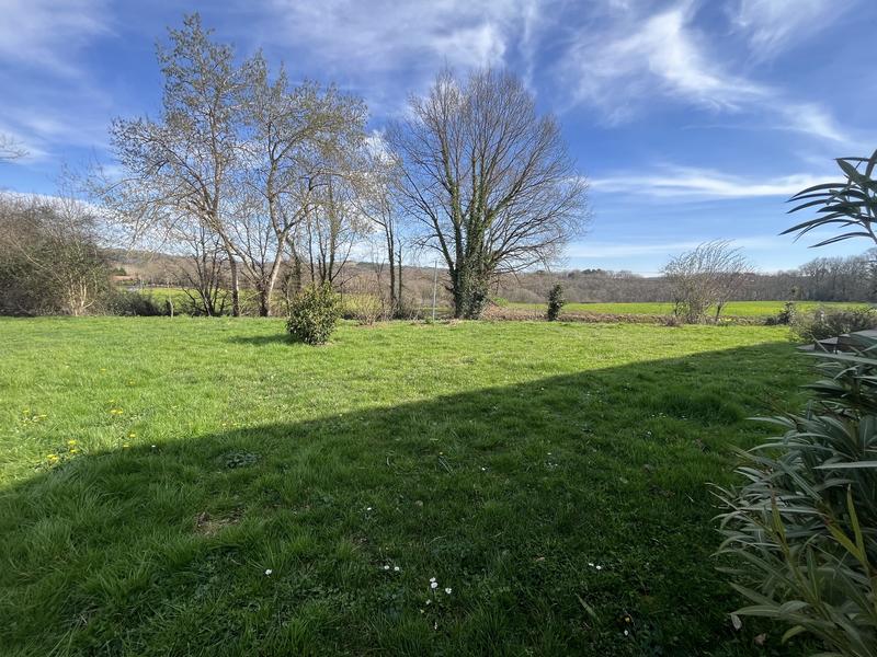 Maison - 259 m² - 5 pièces