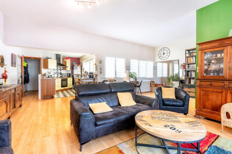 Appartement - 99 m² - 3 pièces