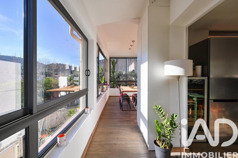 Maison - 98 m² - 4 pièces